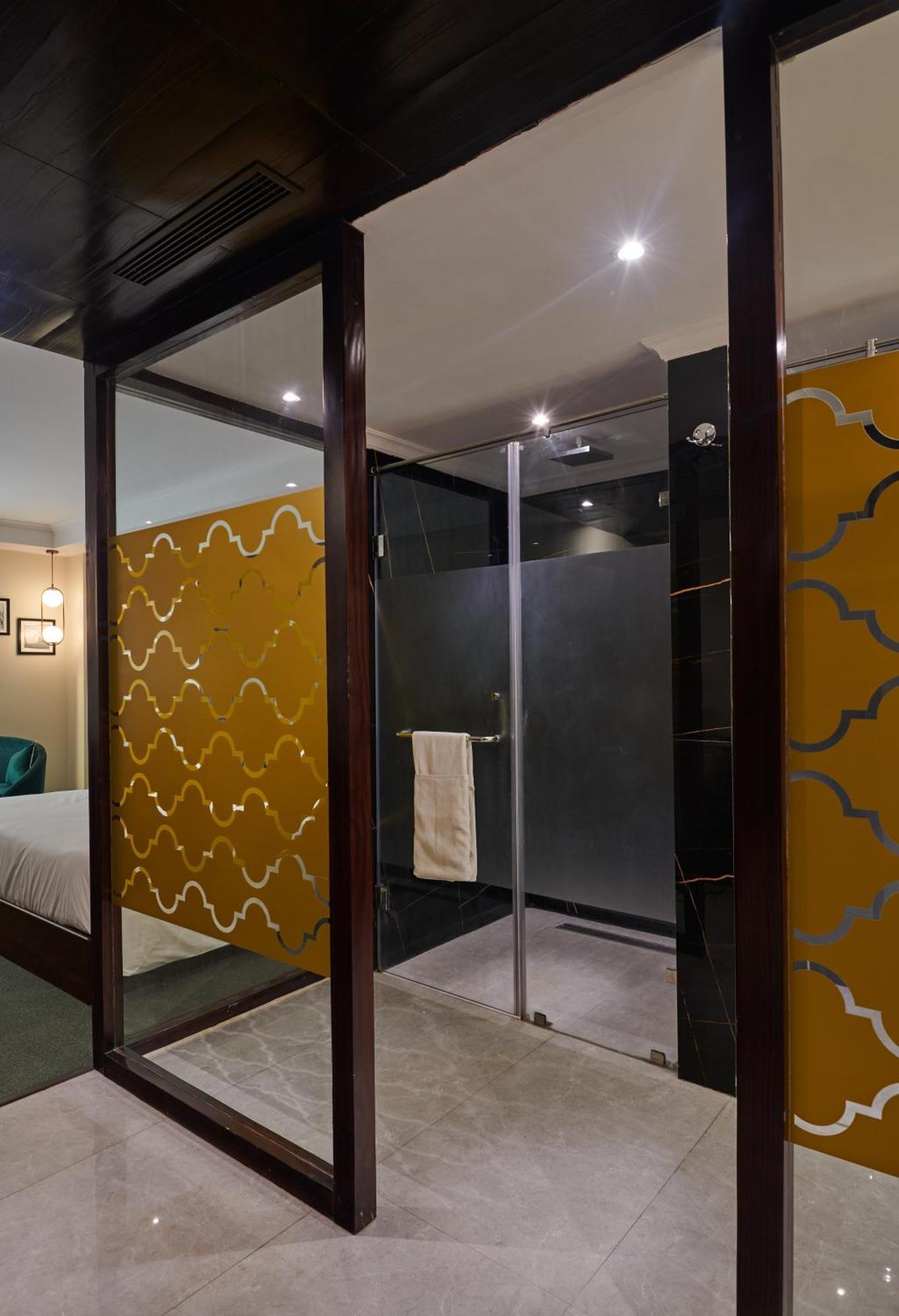 Deventure Sarovar Portico Patel Nagar นิวเดลี ภายนอก รูปภาพ