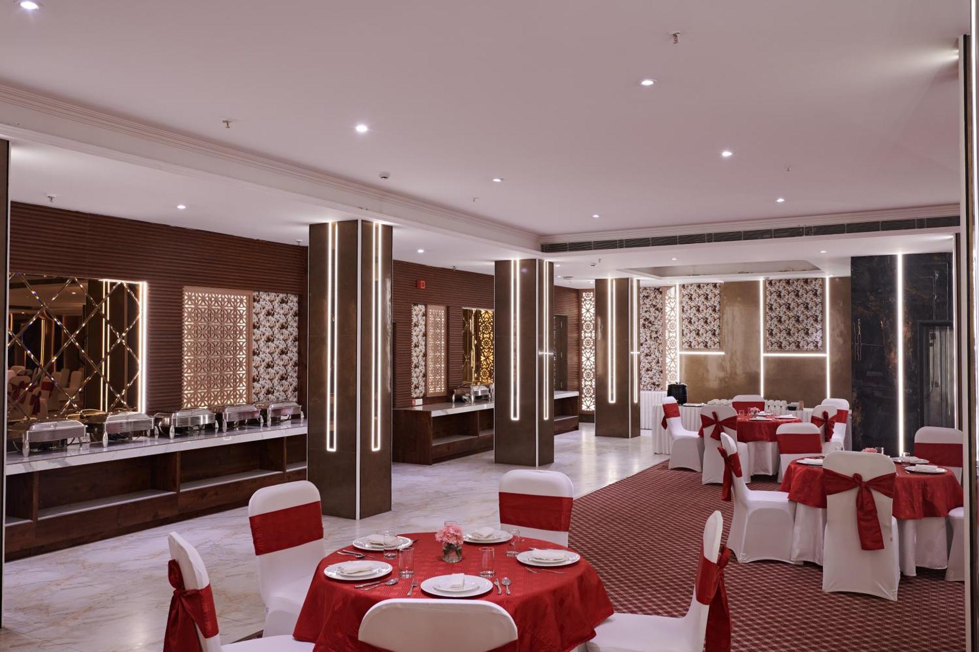 Deventure Sarovar Portico Patel Nagar นิวเดลี ภายนอก รูปภาพ