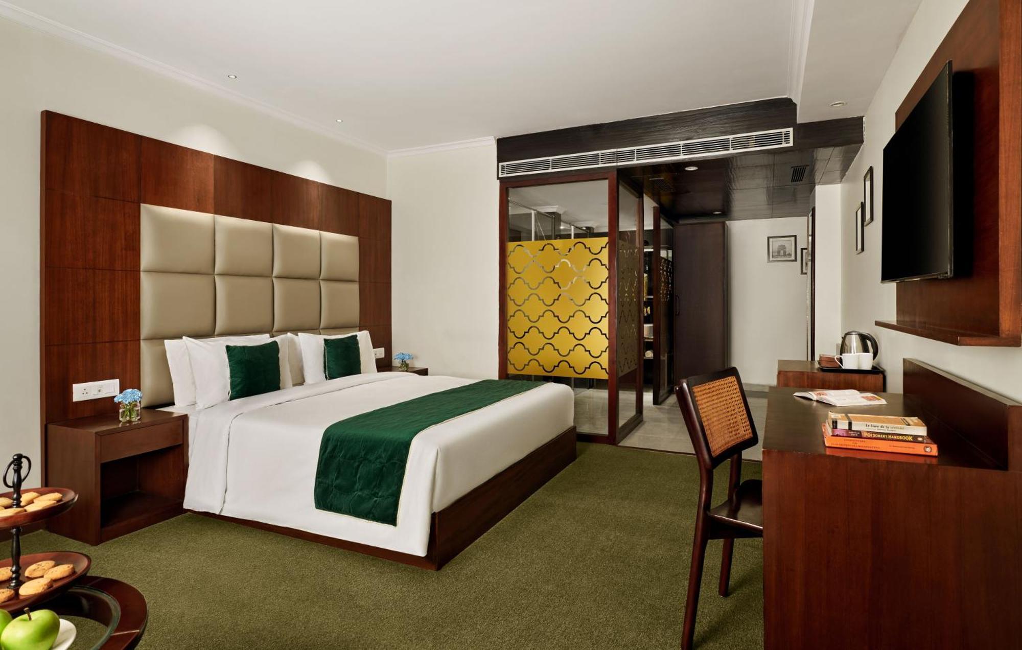 Deventure Sarovar Portico Patel Nagar นิวเดลี ภายนอก รูปภาพ